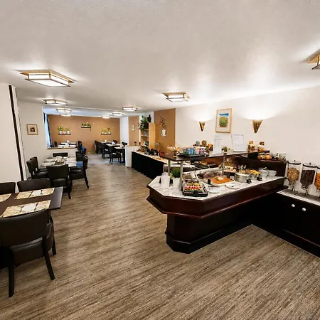 Bellevue Hotel-2
